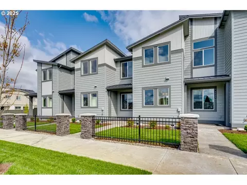 4220 SE Century Blvd, Hillsboro, OR 97123