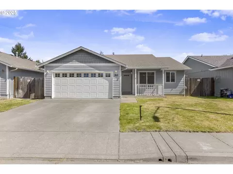 763 NW Lone Tree St, Albany, OR 97321