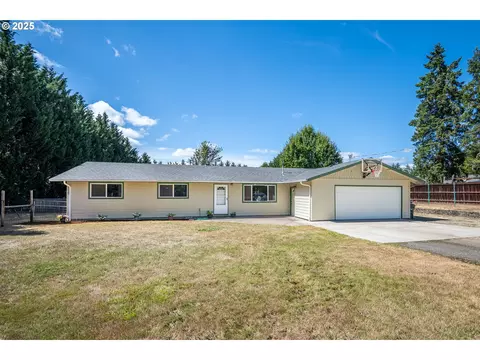 88686 Lynette Ln, Veneta, OR 97487