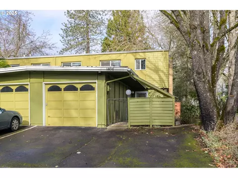 1406 Quaker St, Eugene, OR 97402