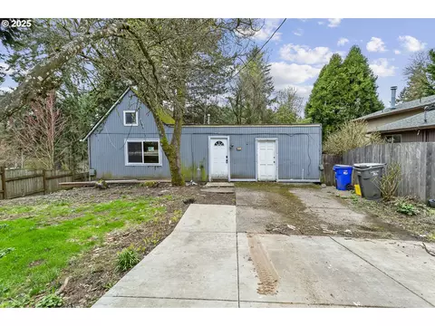 9355 SW Capitol Hwy, Portland, OR 97219