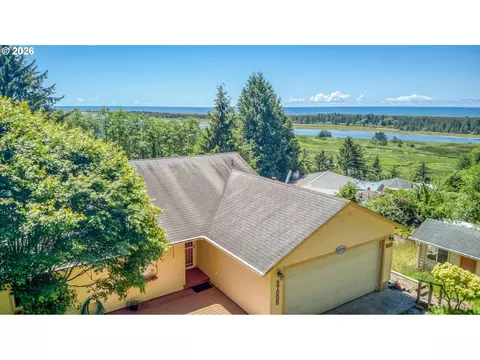 37005 Sutton Way, Cloverdale, OR 97112