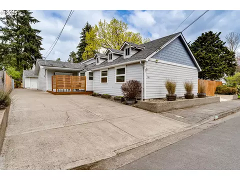 1705 Minda Dr, Eugene, OR 97401