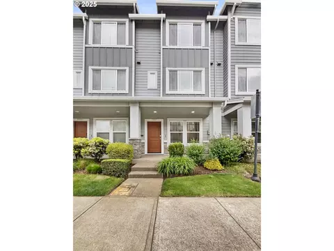 17067 SW Jean Louise Rd, Sherwood, OR 97140