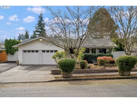 14170 SW Windjammer Way, Beaverton, OR 97005