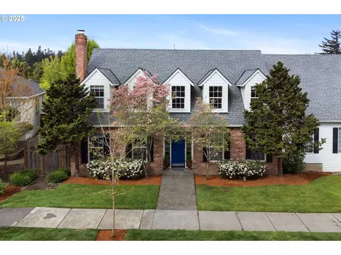 19737 Bennington Ct, West Linn, OR 97068