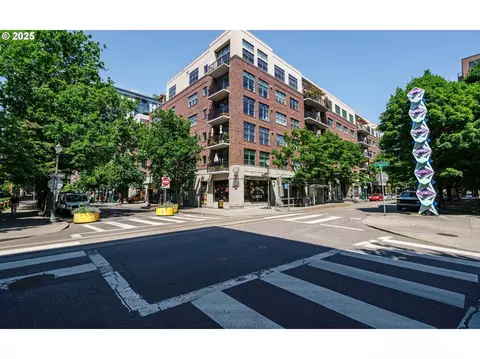 821 NW 11th Ave #307, Portland, OR 97209