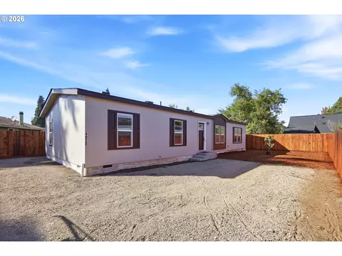 Other - 4920 E St, Springfield, OR 97478 photo 9 of 9