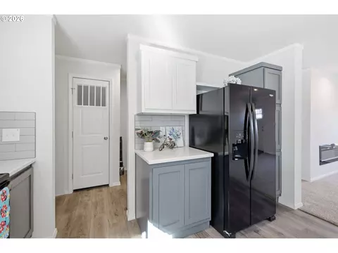 Other - 4920 E St, Springfield, OR 97478 photo 1 of 9