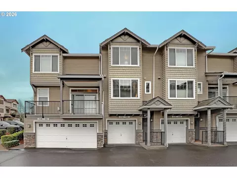 730 NW 118th Ave #102, Portland, OR 97229