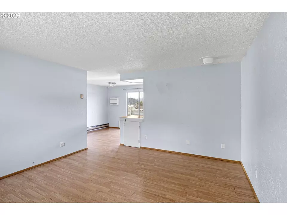 186 NE Sandy Ter, Myrtle Creek, OR 97457 | MLS# 517318573 | 48 Photos ...