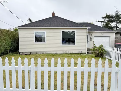 1021 4th Ave, Seaside, OR 97138
