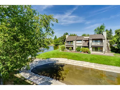 View/Area - 2185 Lake Isle Ct, Eugene, OR 97401 photo 1 of 1