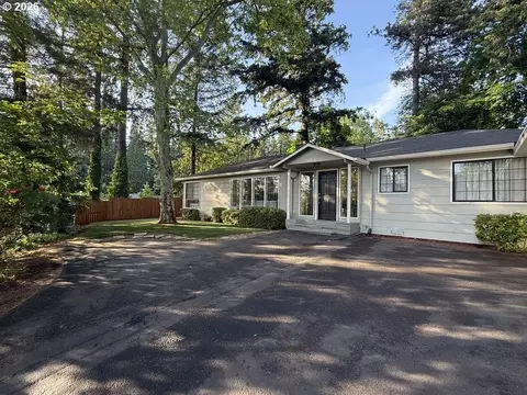 10165 SW Walker Rd, Beaverton, OR 97005