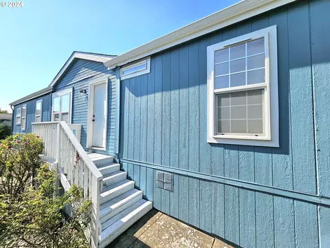 1699 N Terry St #265, Eugene, OR 97402