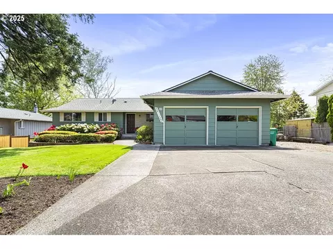 540 NE 23rd Pl, Gresham, OR 97030