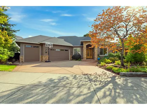 Exterior - 2834 Blacktail Dr, Eugene, OR 97405 photo 1 of 9