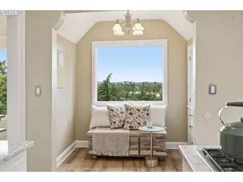 Entry Way - 2450 Birch Ln, Eugene, OR 97403 photo 1 of 4