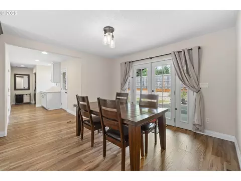 Dining - 16300 SEckert Ln, Damascus, OR 97089 photo 2 of 2