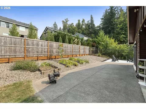 Exterior - 16300 SEckert Ln, Damascus, OR 97089 photo 7 of 12