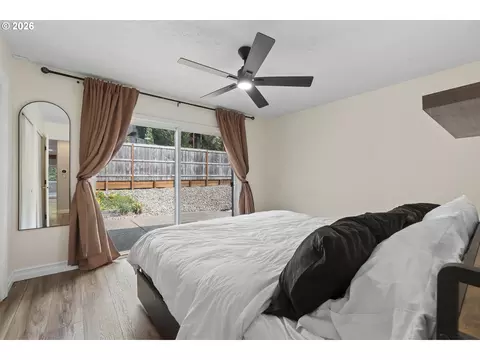 Bedroom - 16300 SEckert Ln, Damascus, OR 97089 photo 1 of 6