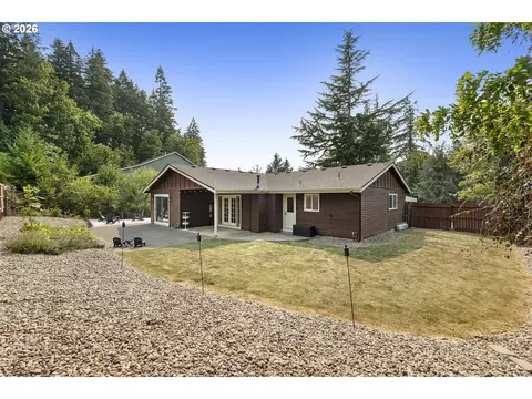 Exterior - 16300 SEckert Ln, Damascus, OR 97089 photo 6 of 12