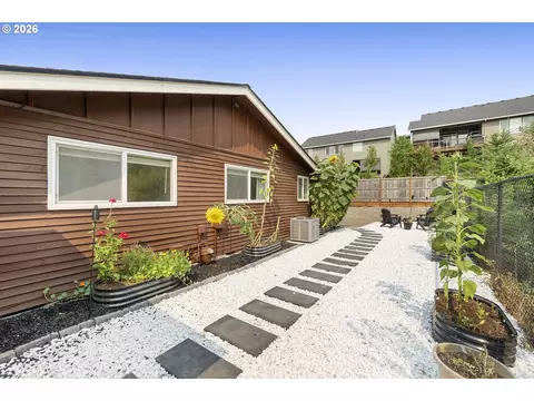 Exterior - 16300 SEckert Ln, Damascus, OR 97089 photo 12 of 12
