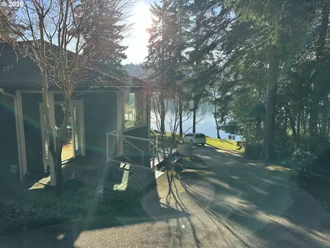 70 E Cape Horn Dr, Shelton, WA 98584