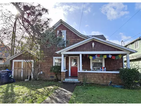 962 E 23rd Ave, Eugene, OR 97405