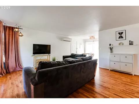 Other - 3270 Alder St, Eugene, OR 97405 photo 3 of 6