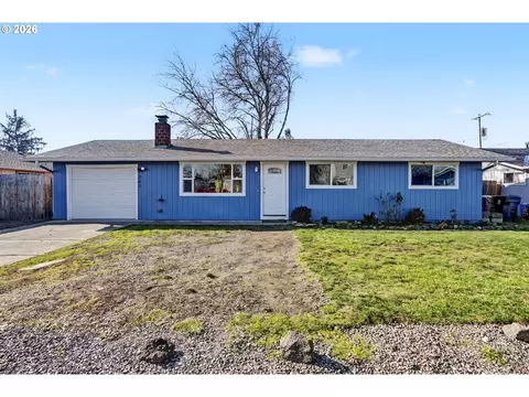 1240 Hood St, Albany, OR 97322