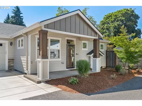 445 Hunsaker Ln, Eugene, OR 97404 photo 4