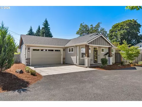 445 Hunsaker Ln, Eugene, OR 97404 photo 1