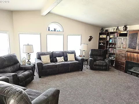 Living - 1041 Midland Brg, Eugene, OR 97404 photo 1 of 2