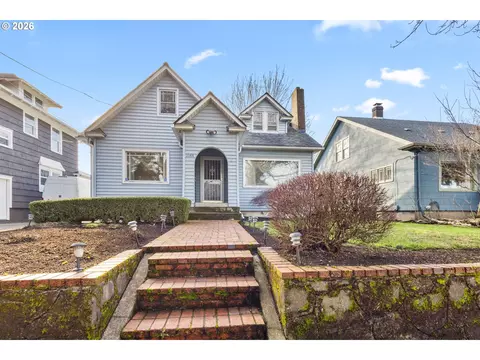 2144 N Webster St, Portland, OR 97217