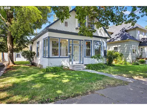 2723 2nd St, Baker City, OR 97814