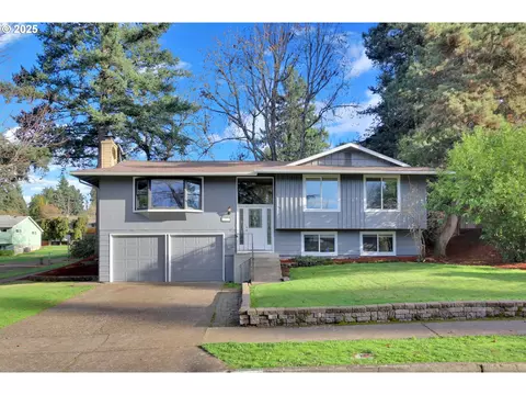 2015 Coventry Way, Eugene, OR 97405