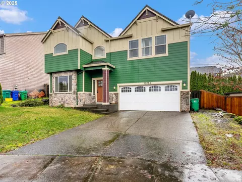 13236 SE Buford Ct, Portland, OR 97236
