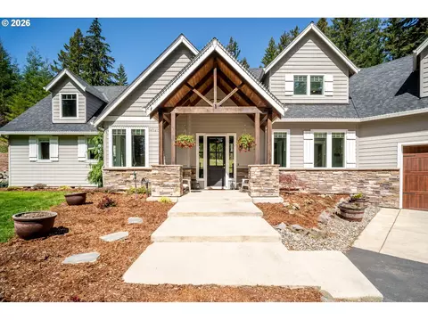 411 Five Peaks Dr, Kalama, WA 98625
