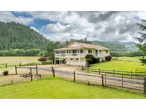3333 Bullock Rd, Oakland, OR 97462