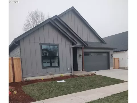 505 Buster Ln, Eugene, OR 97404