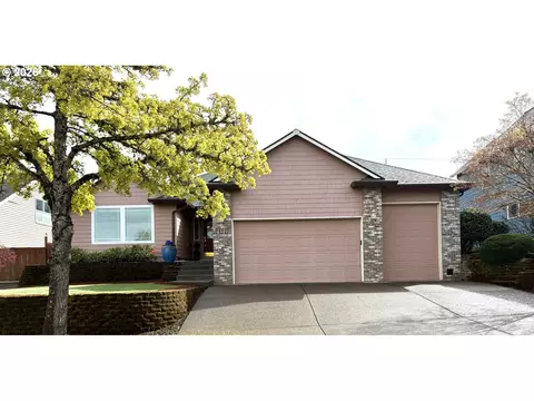 13623 Barclay Hills Dr, Oregon City, OR 97045