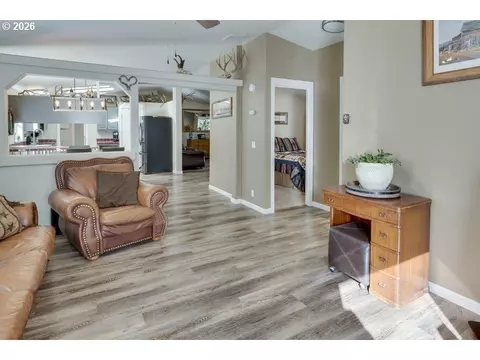 17575 Sutter St, La Pine, OR 97739 photo 15