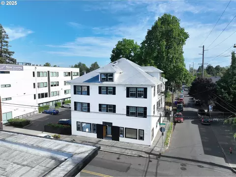 4435 SE Belmont St, Portland, OR 97215