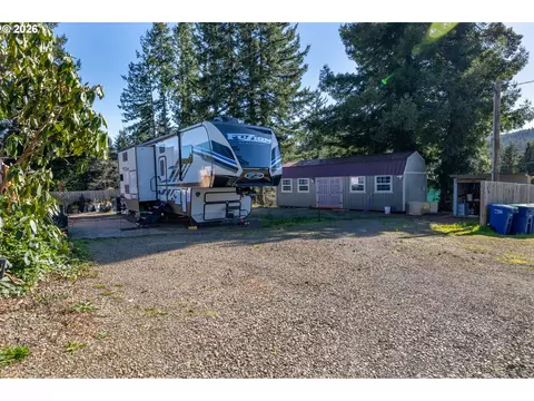 469 N Fawn Dr, Otis, OR 97368