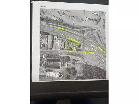 825 River Ave, Eugene, OR 97404