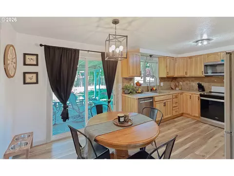 Kitchen - 876 Welcome Way, Eugene, OR 97402 photo 1 of 5