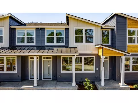6480 SE Nasha St, Hillsboro, OR 97123