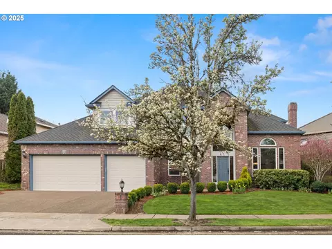 16610 NW Mission Oaks Dr, Beaverton, OR 97006
