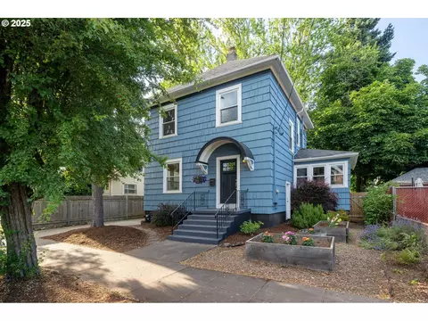 1225 N Emerson St, Portland, OR 97217